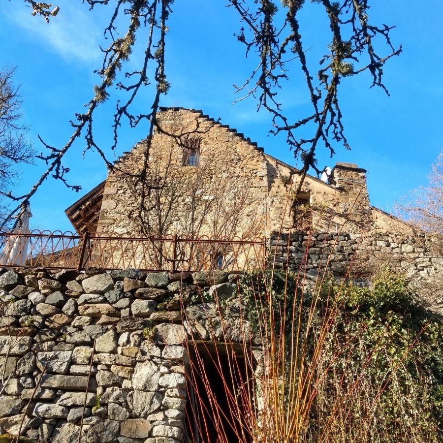 Chambre Ou Gite Dans Une Maison De Montagne - De Suzon A Zelie Entraigues  외부 사진