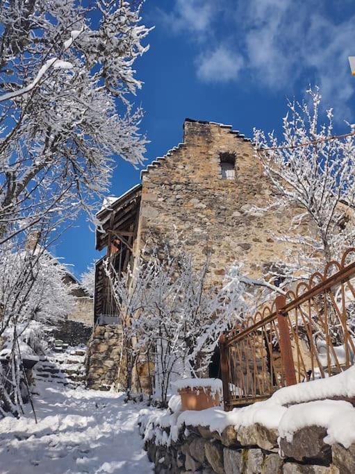 Chambre Ou Gite Dans Une Maison De Montagne - De Suzon A Zelie Entraigues  외부 사진